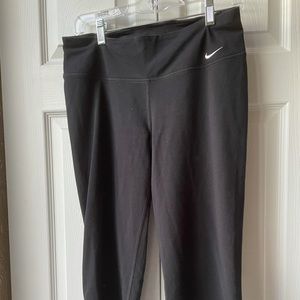 Nike ladies sport 3/4 pants